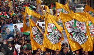 صحيفة: قيادات من "فتح" ومسؤولي أقاليم للحركة قدموا استقالاتهم في غزة