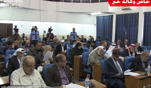 بالفيديو: التشريعي يعقد جلسة طارئة بغزة بمشاركة نواب محسوبين على "دحلان"